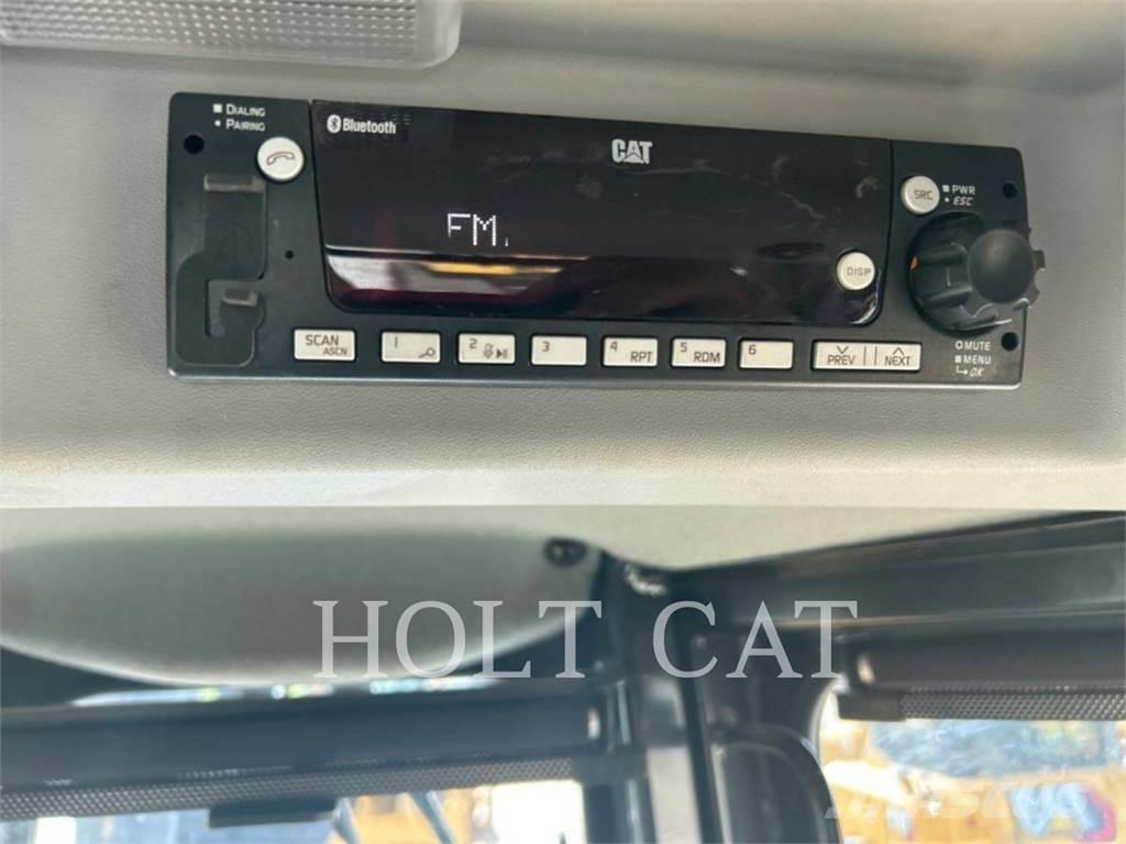 CAT D8 MS بلدوزرات مجنزرة