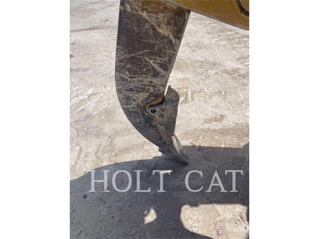 CAT D8 SS بلدوزرات مجنزرة