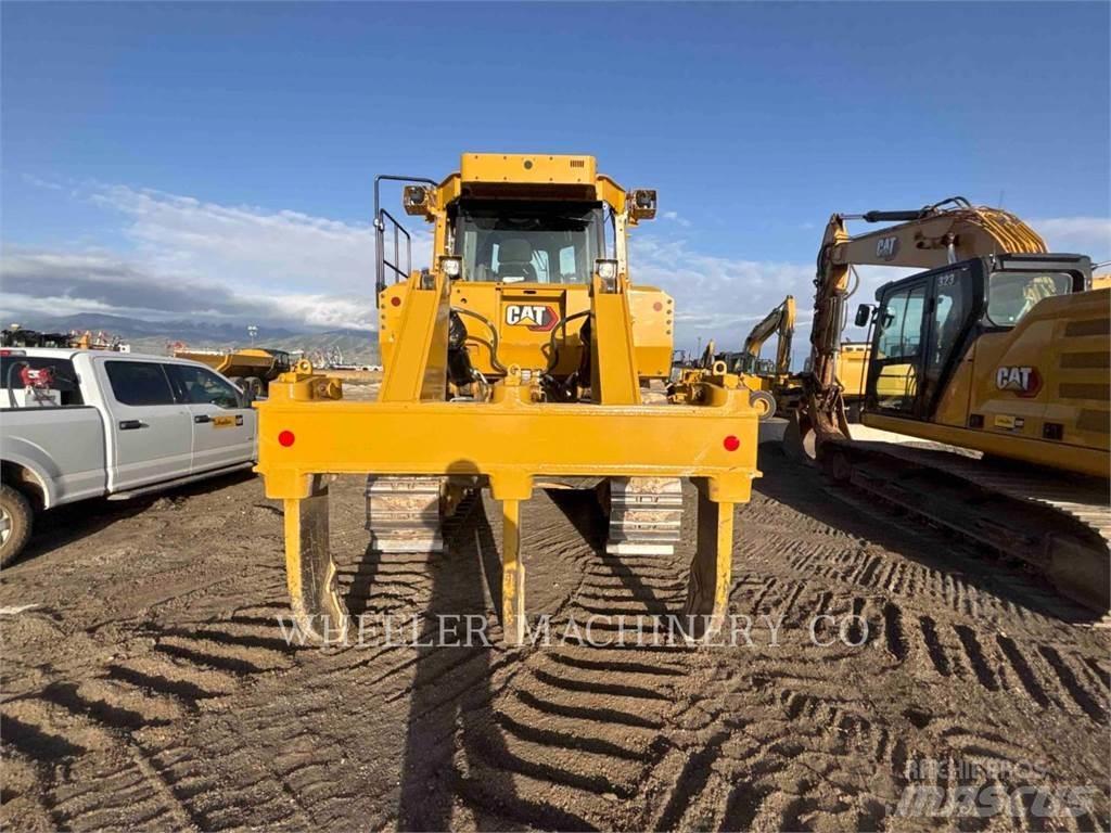 CAT D8 SU بلدوزرات مجنزرة