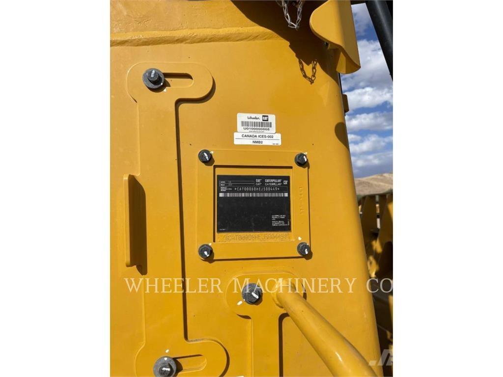 CAT D8 SU بلدوزرات مجنزرة