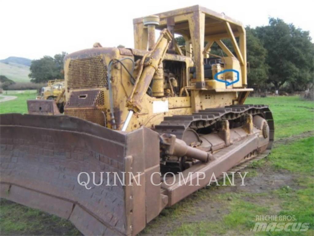 CAT D8H بلدوزرات مجنزرة