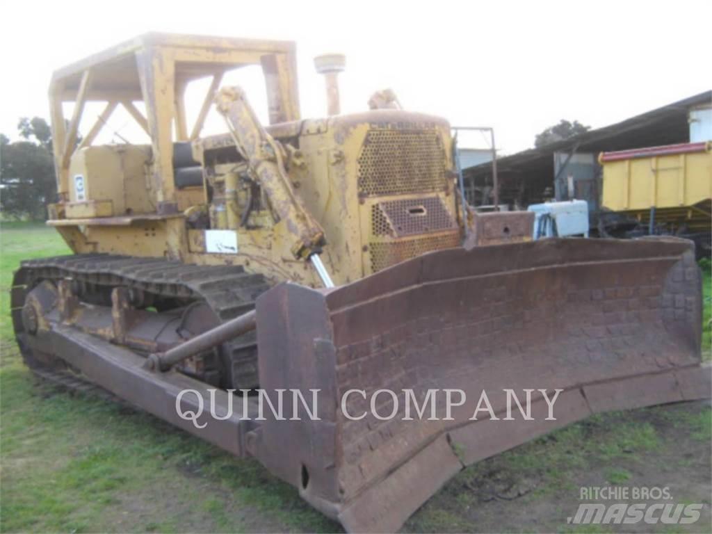 CAT D8H بلدوزرات مجنزرة