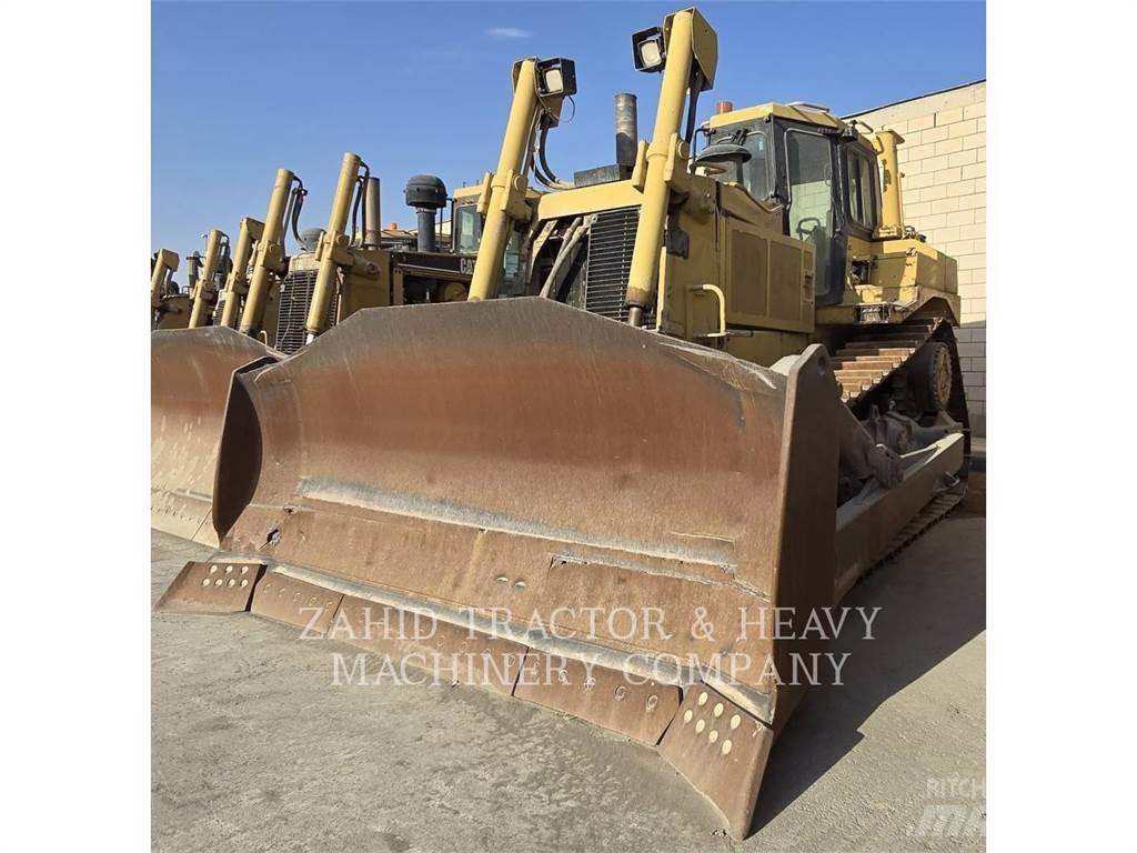 CAT D8RLRC بلدوزرات مجنزرة