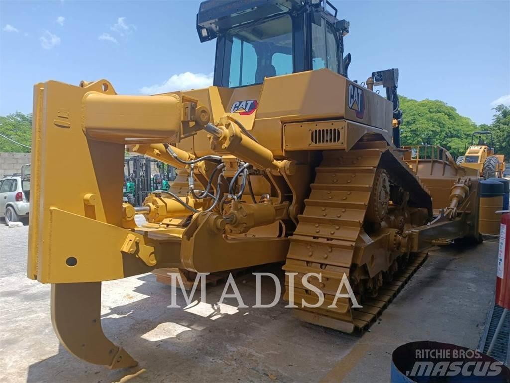 CAT D8T بلدوزرات مجنزرة