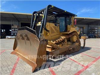 CAT D8T بلدوزرات مجنزرة