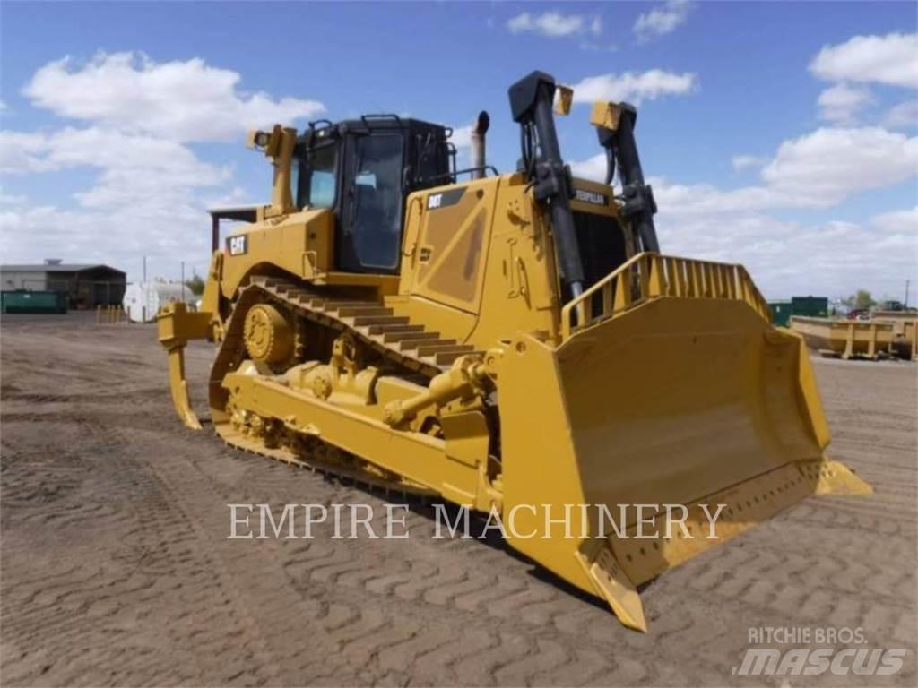 CAT D8T بلدوزرات مجنزرة
