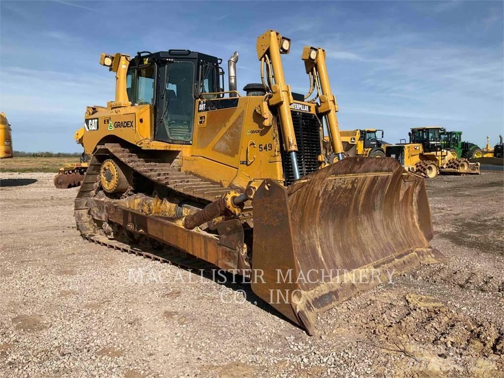 CAT D8T بلدوزرات مجنزرة