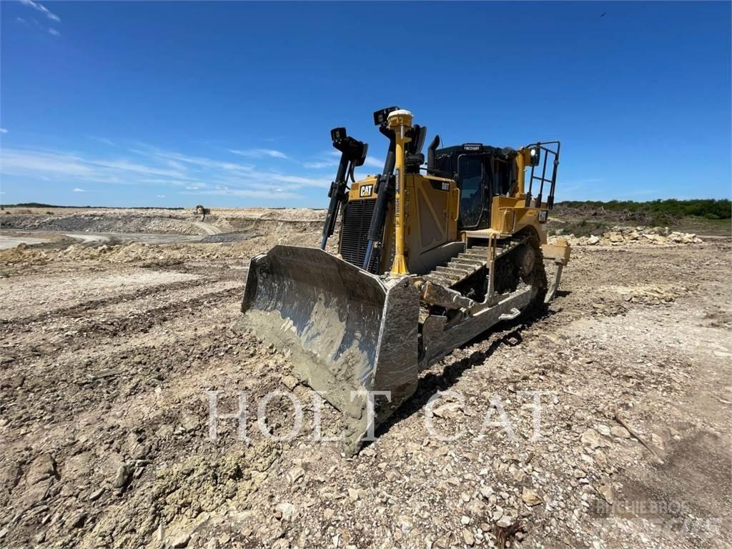 CAT D8T بلدوزرات مجنزرة