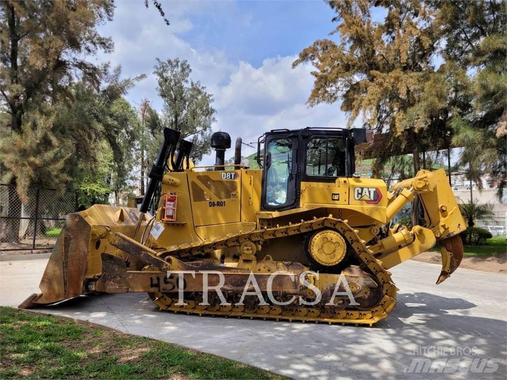 CAT D8T بلدوزرات مجنزرة