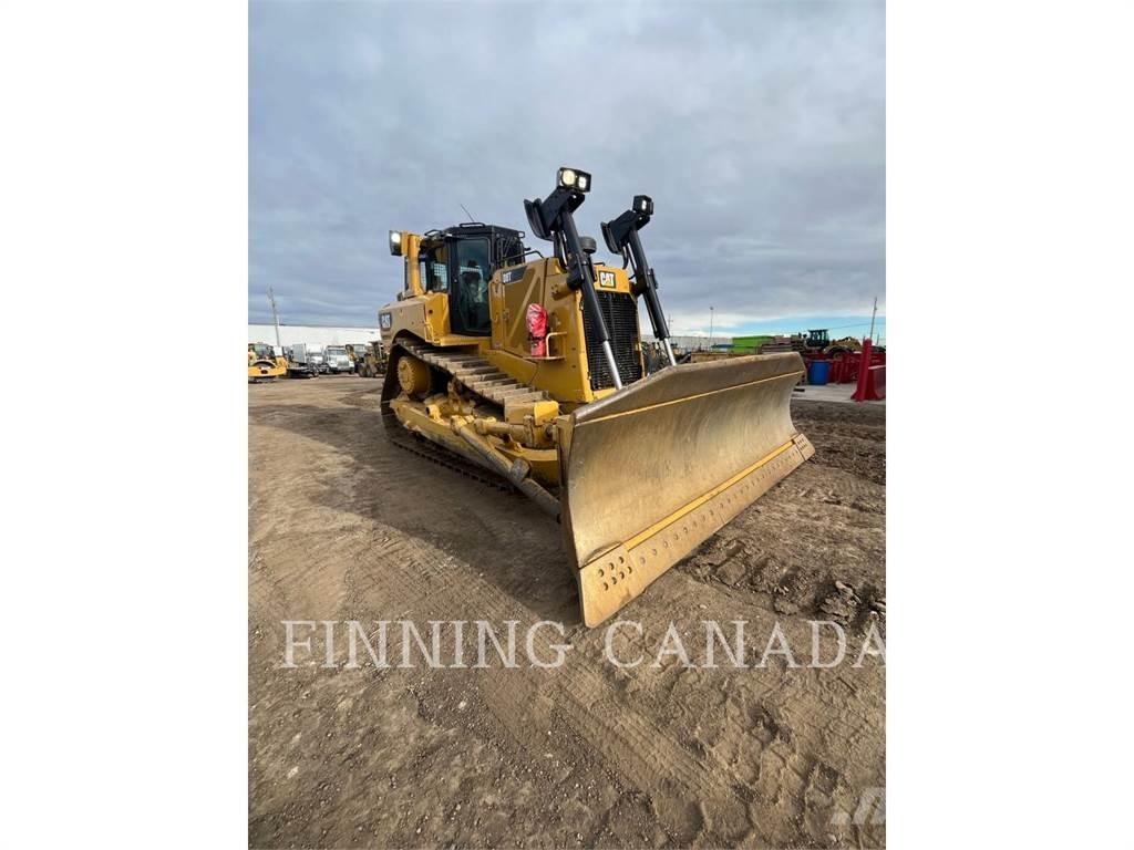 CAT D8T بلدوزرات مجنزرة