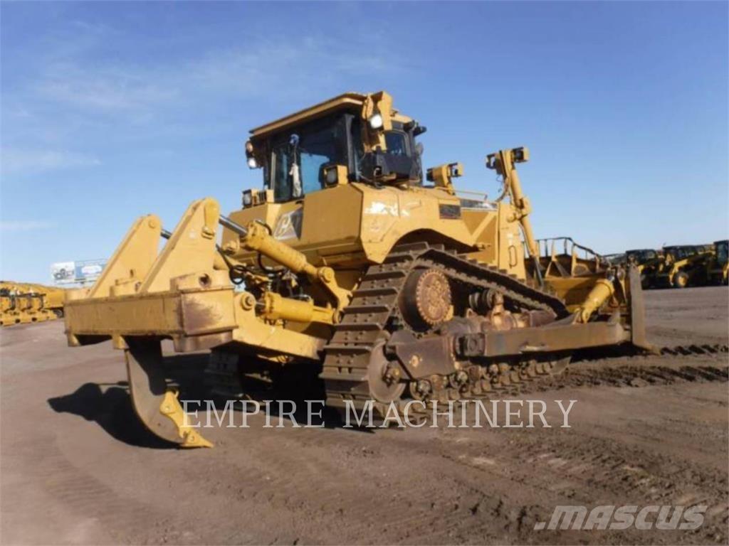 CAT D8T بلدوزرات مجنزرة