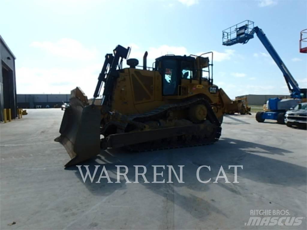 CAT D8T 4XLARO بلدوزرات مجنزرة