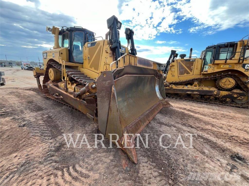 CAT D8T 4XLARO بلدوزرات مجنزرة