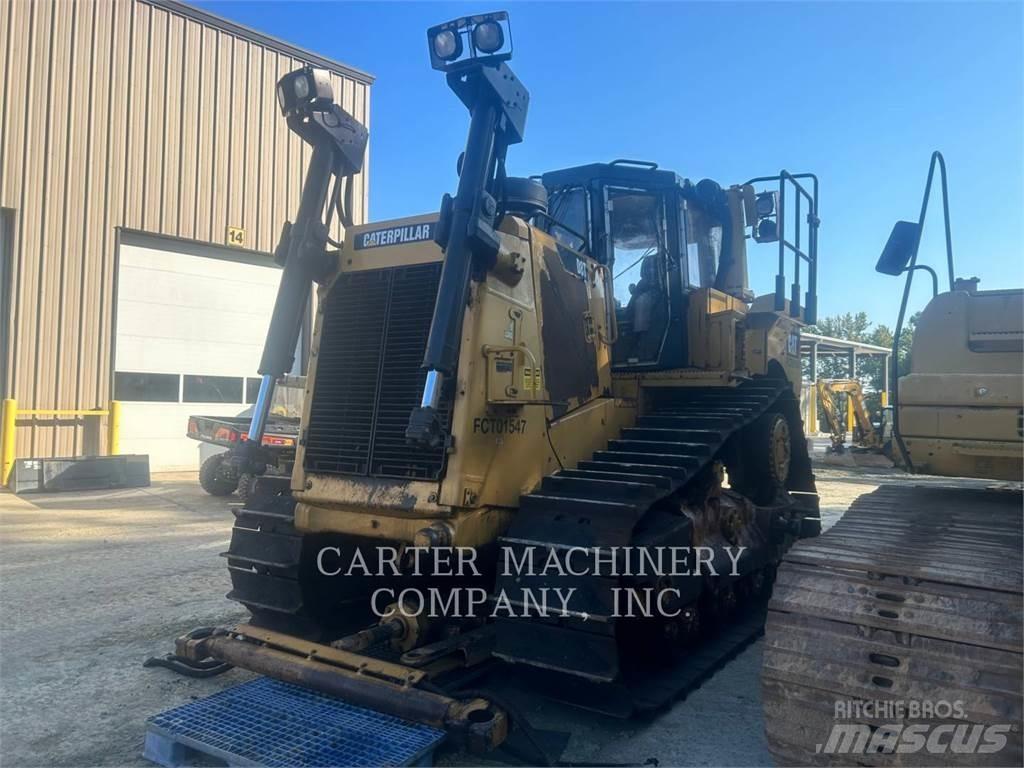 CAT D8T ANWIN بلدوزرات مجنزرة