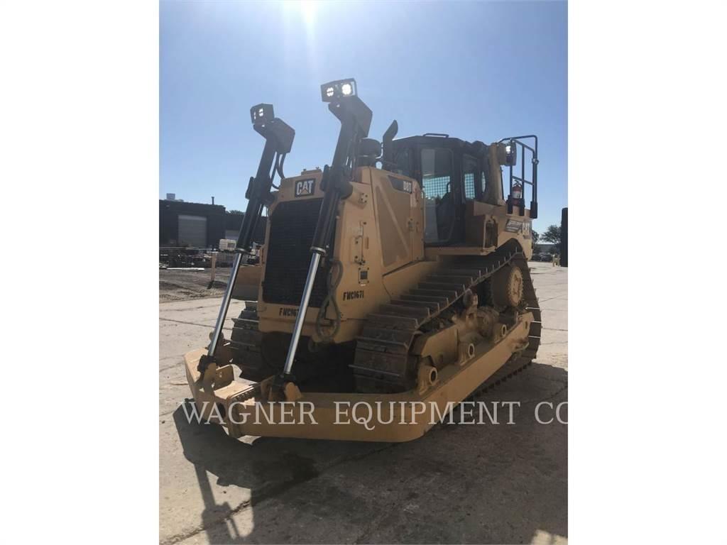 CAT D8T AW بلدوزرات مجنزرة