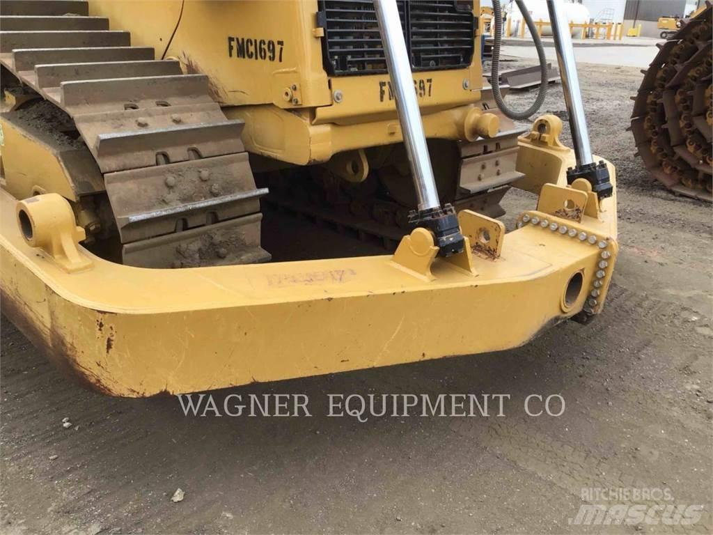 CAT D8T AW بلدوزرات مجنزرة