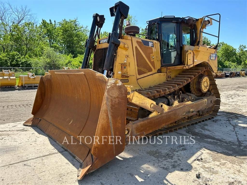 CAT D8T R بلدوزرات مجنزرة