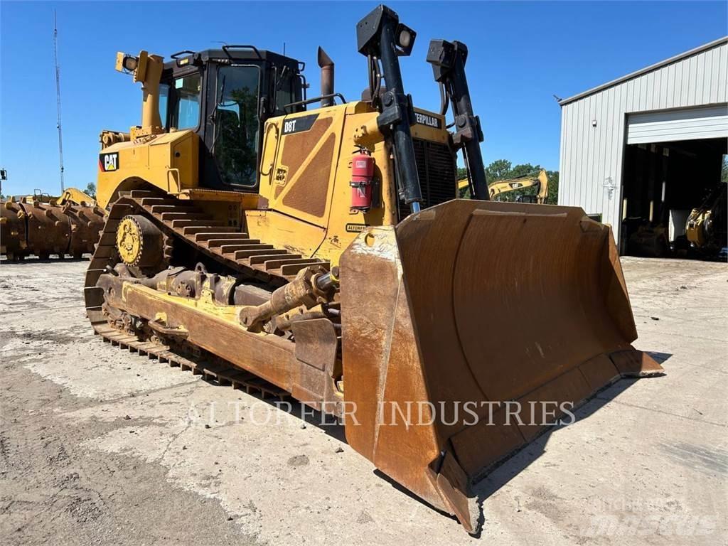 CAT D8T R بلدوزرات مجنزرة