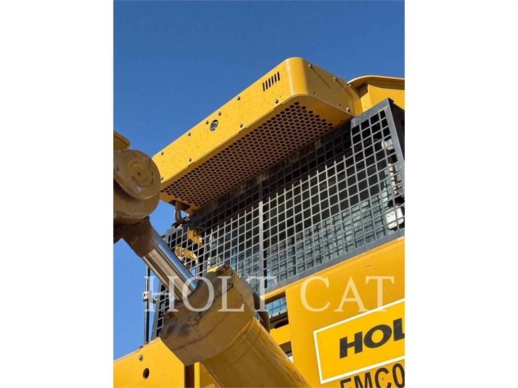 CAT D8T SS بلدوزرات مجنزرة