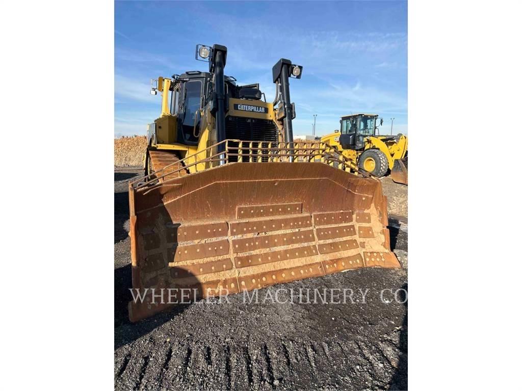 CAT D8T SU بلدوزرات مجنزرة