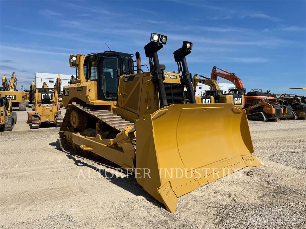 CAT D8T W بلدوزرات مجنزرة