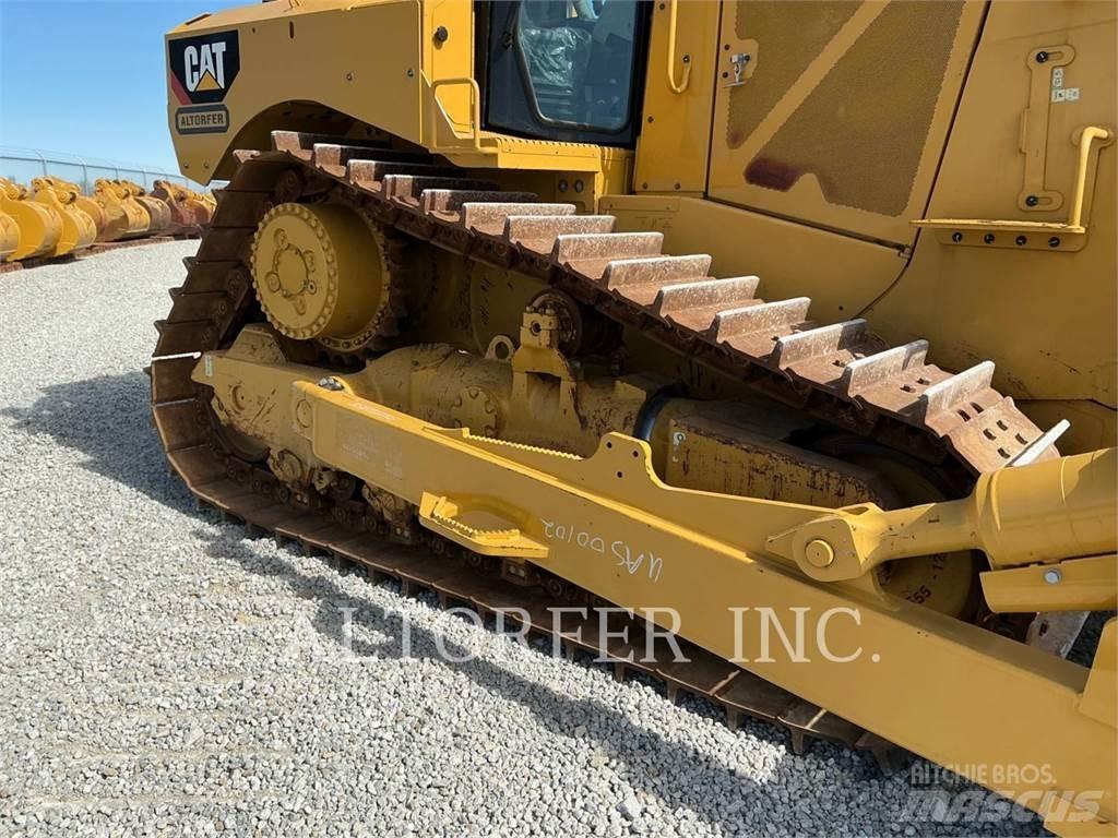 CAT D8T W بلدوزرات مجنزرة