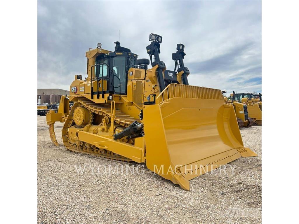 CAT D9 بلدوزرات مجنزرة