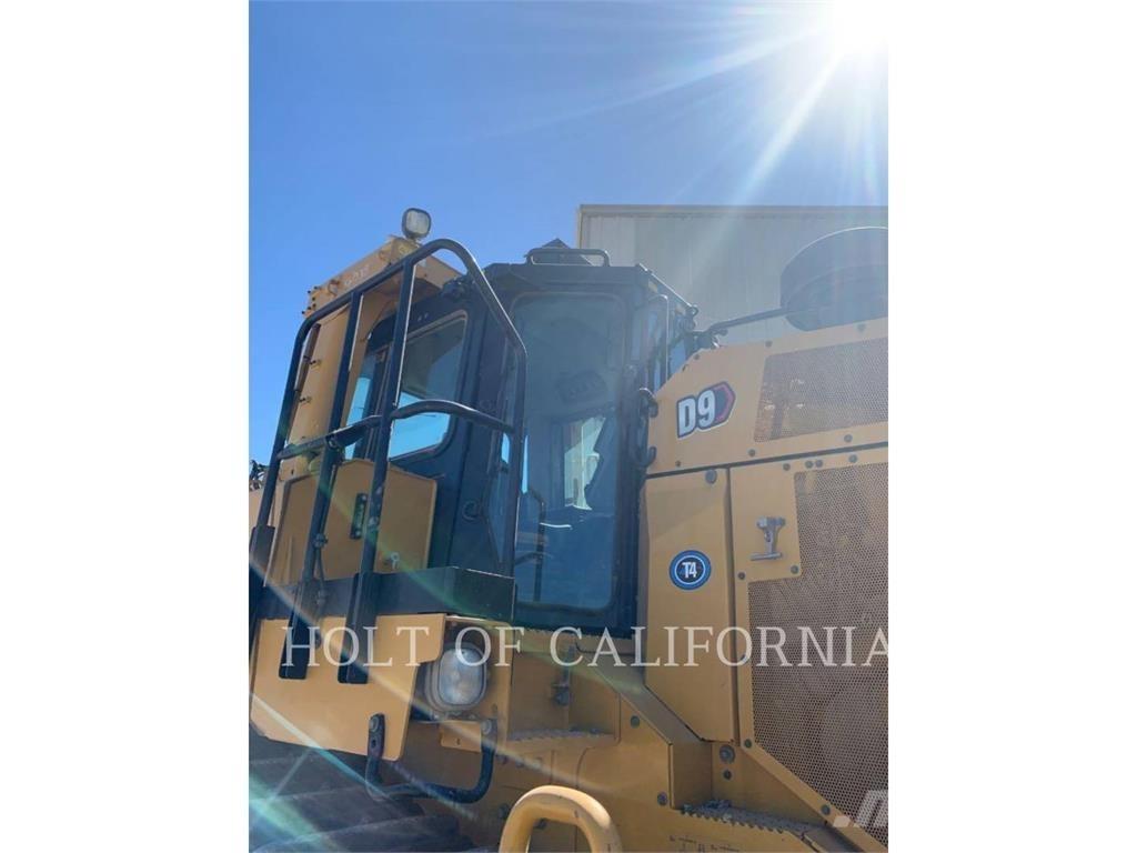 CAT D9-07 بلدوزرات مجنزرة