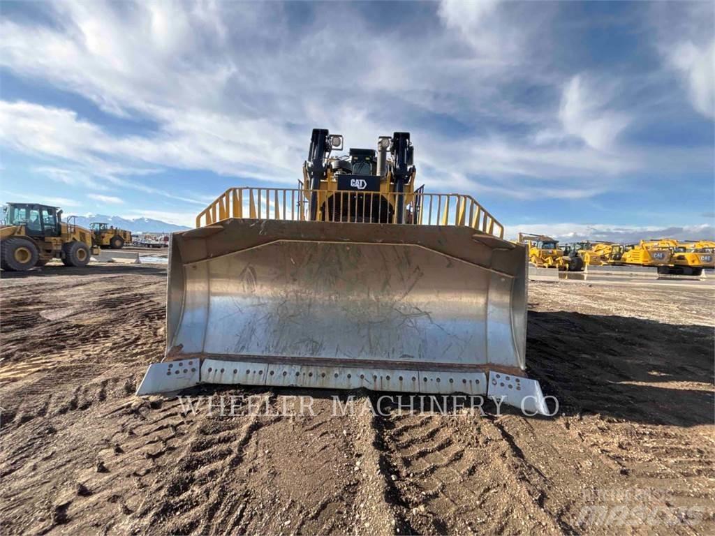 CAT D9 SU بلدوزرات مجنزرة