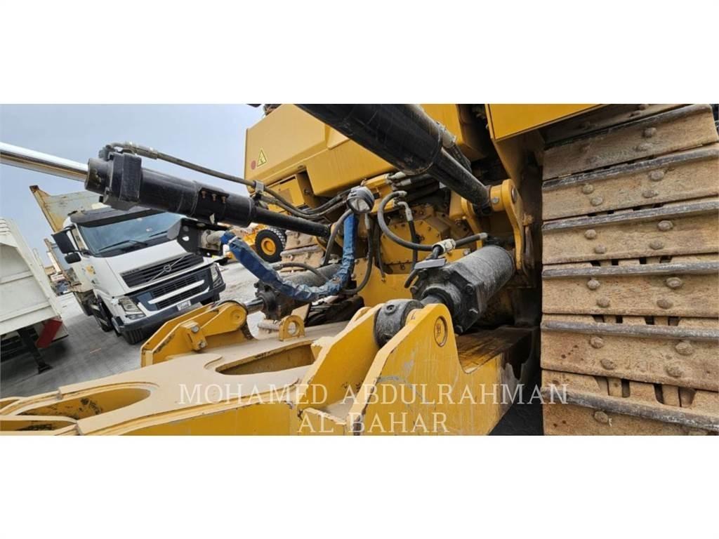 CAT D9R بلدوزرات مجنزرة