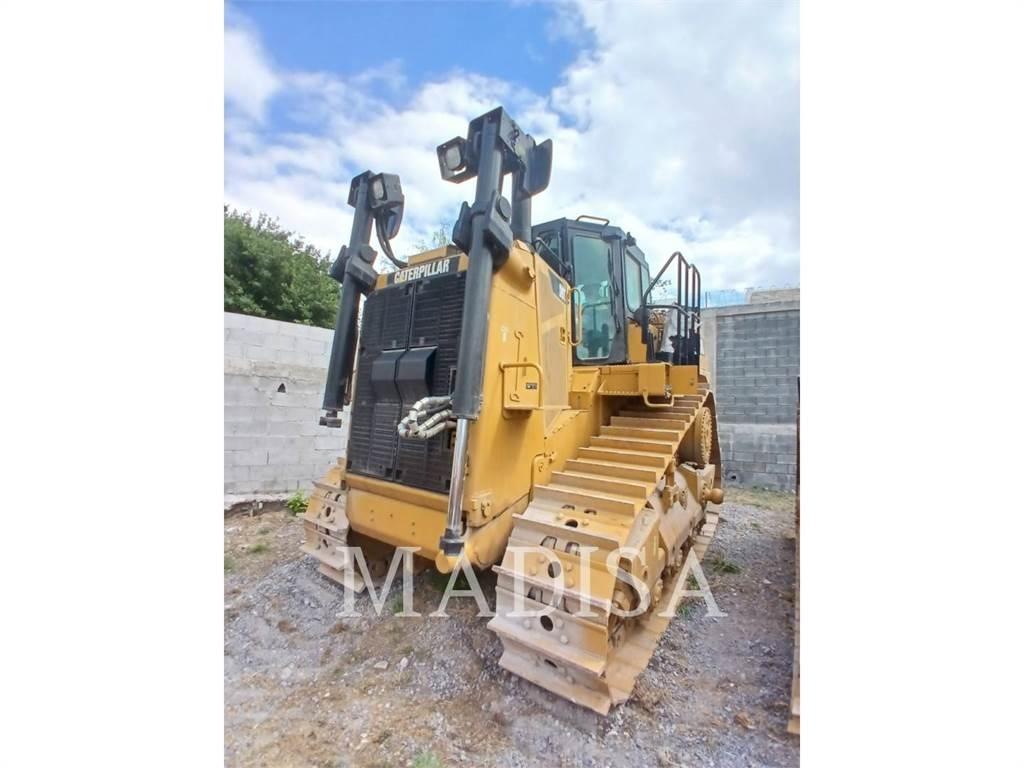 CAT D9T بلدوزرات مجنزرة