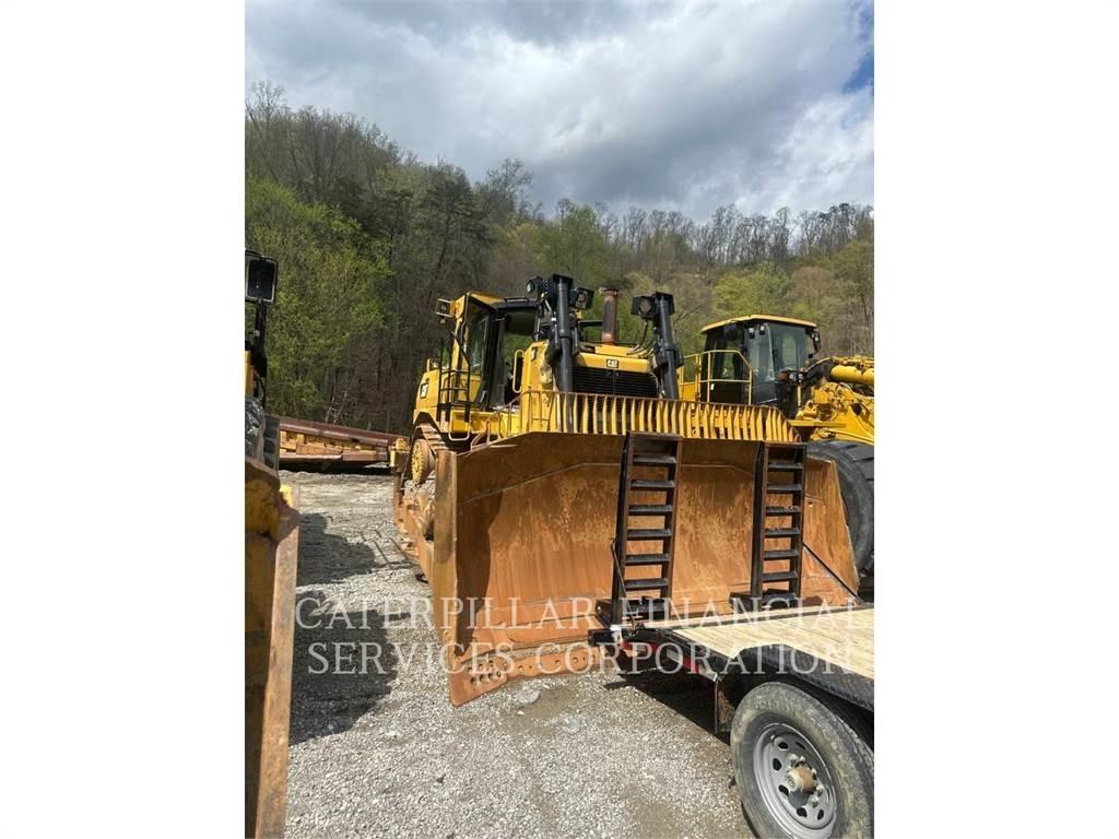CAT D9T بلدوزرات مجنزرة