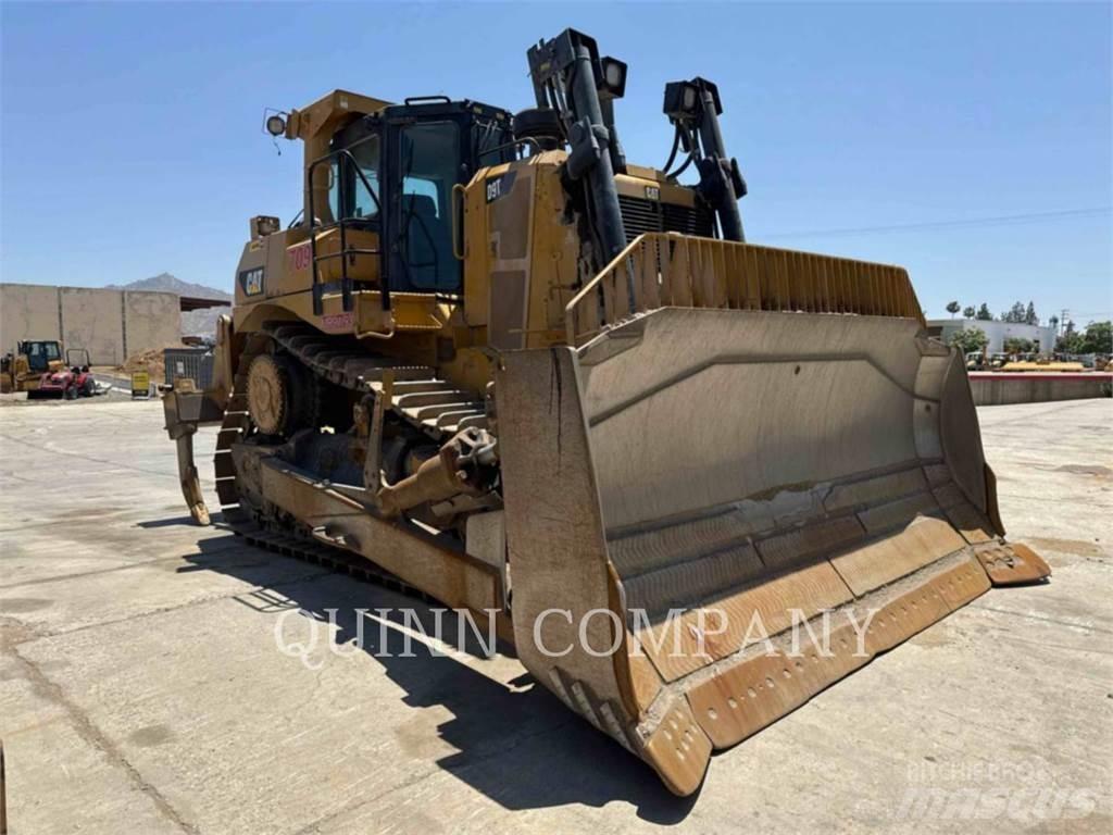 CAT D9T بلدوزرات مجنزرة