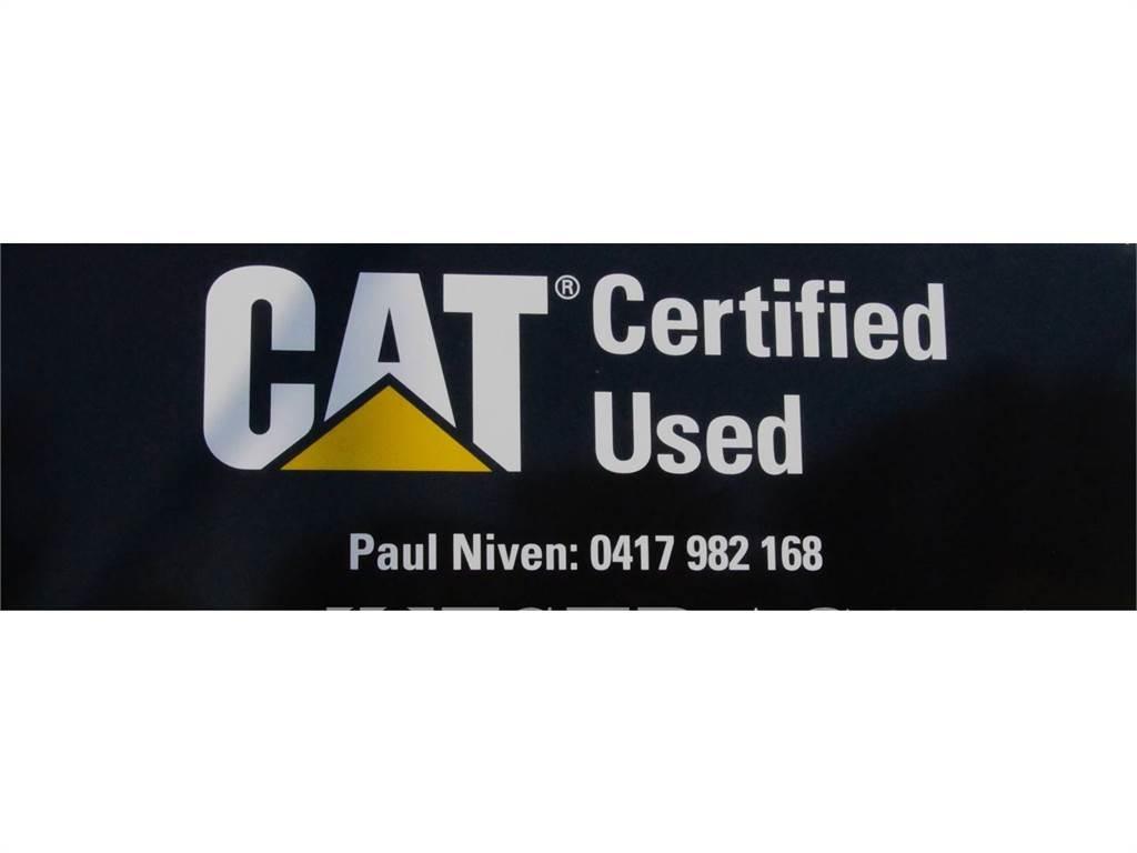 CAT D9T بلدوزرات مجنزرة