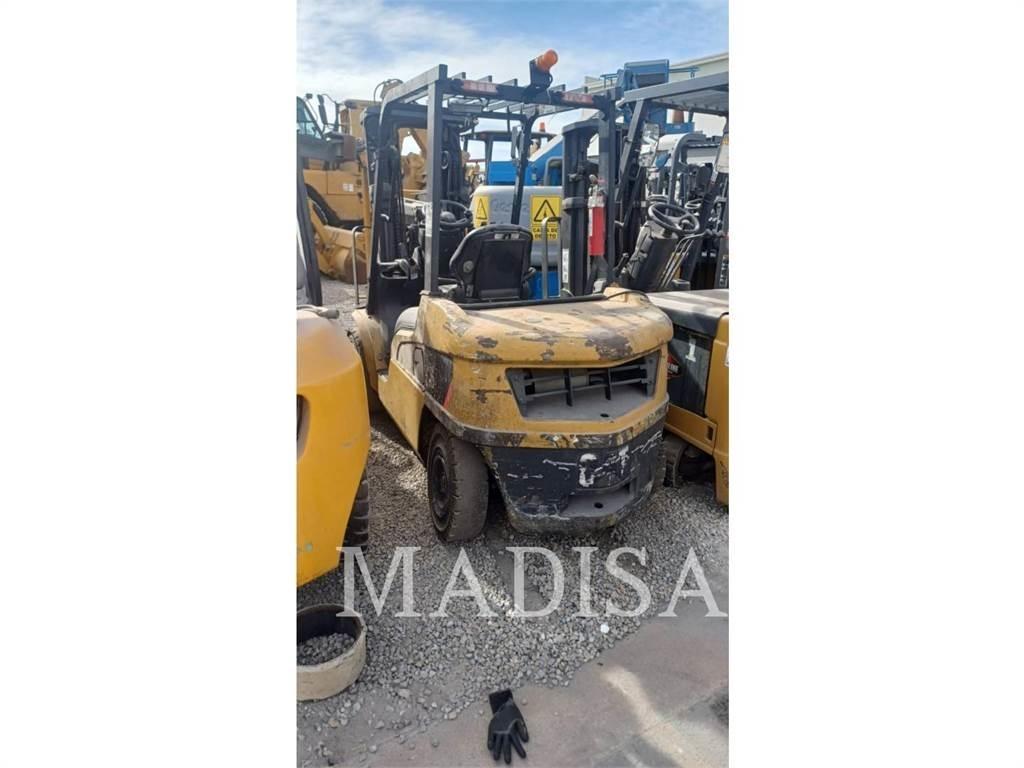 CAT DP30NM5-D شاحنات ذات رافعات شوكية - أخرى