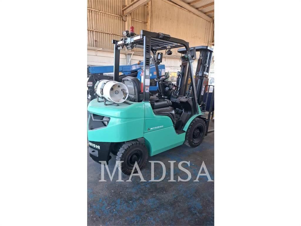 CAT FG25N5-LE شاحنات ذات رافعات شوكية - أخرى
