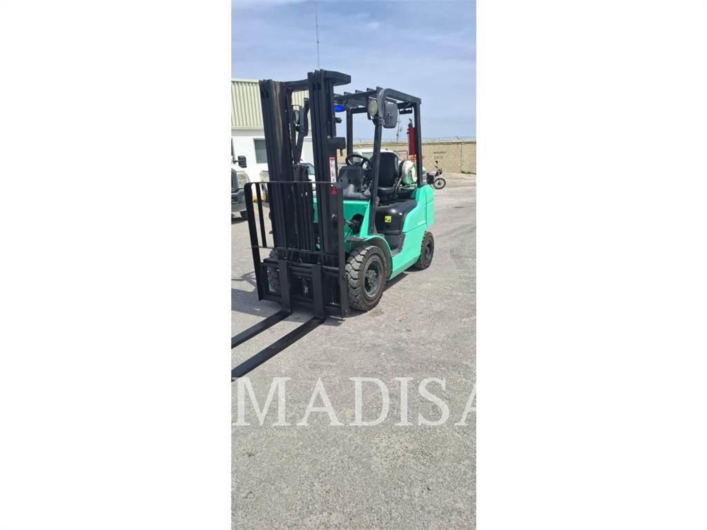 CAT FG25N5-LE شاحنات ذات رافعات شوكية - أخرى