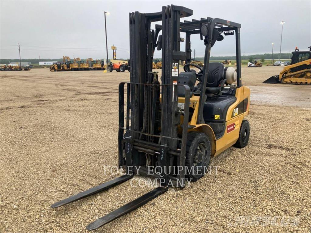 CAT GP25N حفارات هدم