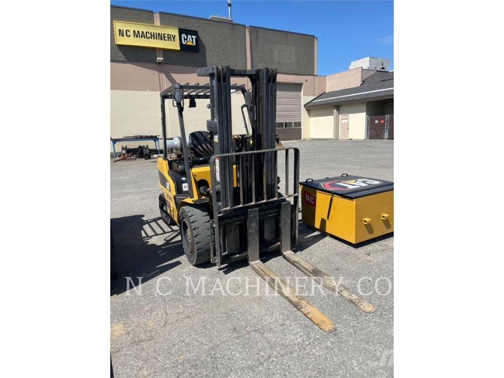 CAT GP30N5 شاحنات LPG