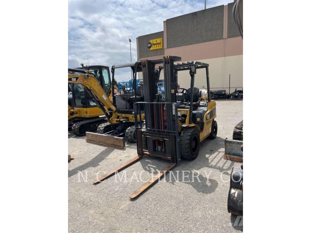 CAT GP30N5 شاحنات LPG