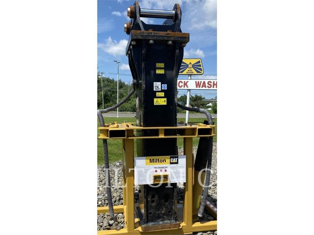 CAT H180GC HAMMER مطارق / كسارات