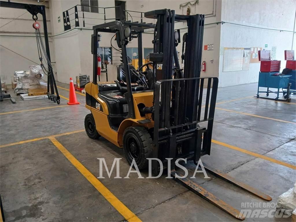 CAT LIFT TRUCKS DP25NM شاحنات ذات رافعات شوكية - أخرى