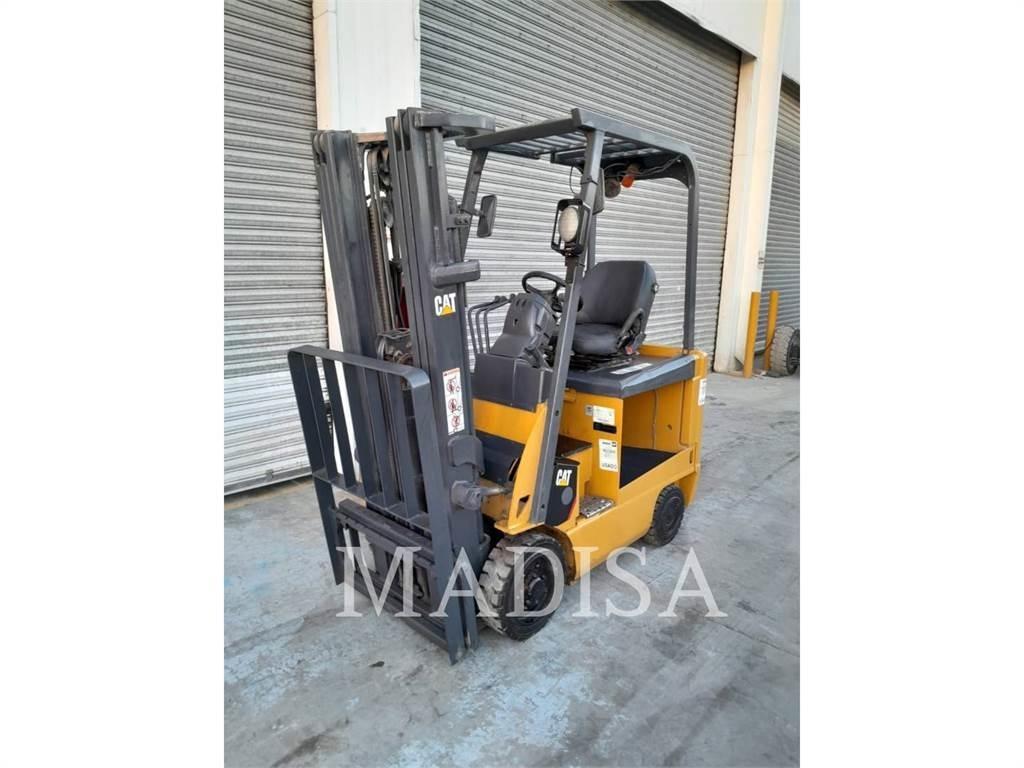 CAT LIFT TRUCKS E3500-AC شاحنات ذات رافعات شوكية - أخرى