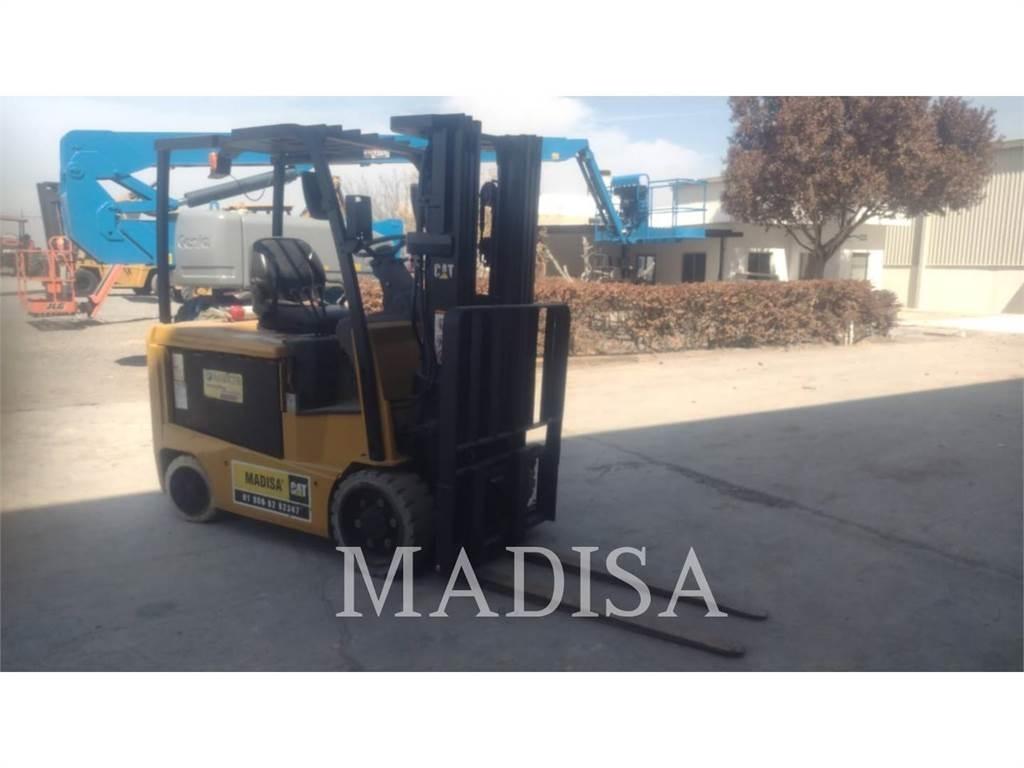 CAT LIFT TRUCKS EC25LN2 شاحنات ذات رافعات شوكية - أخرى