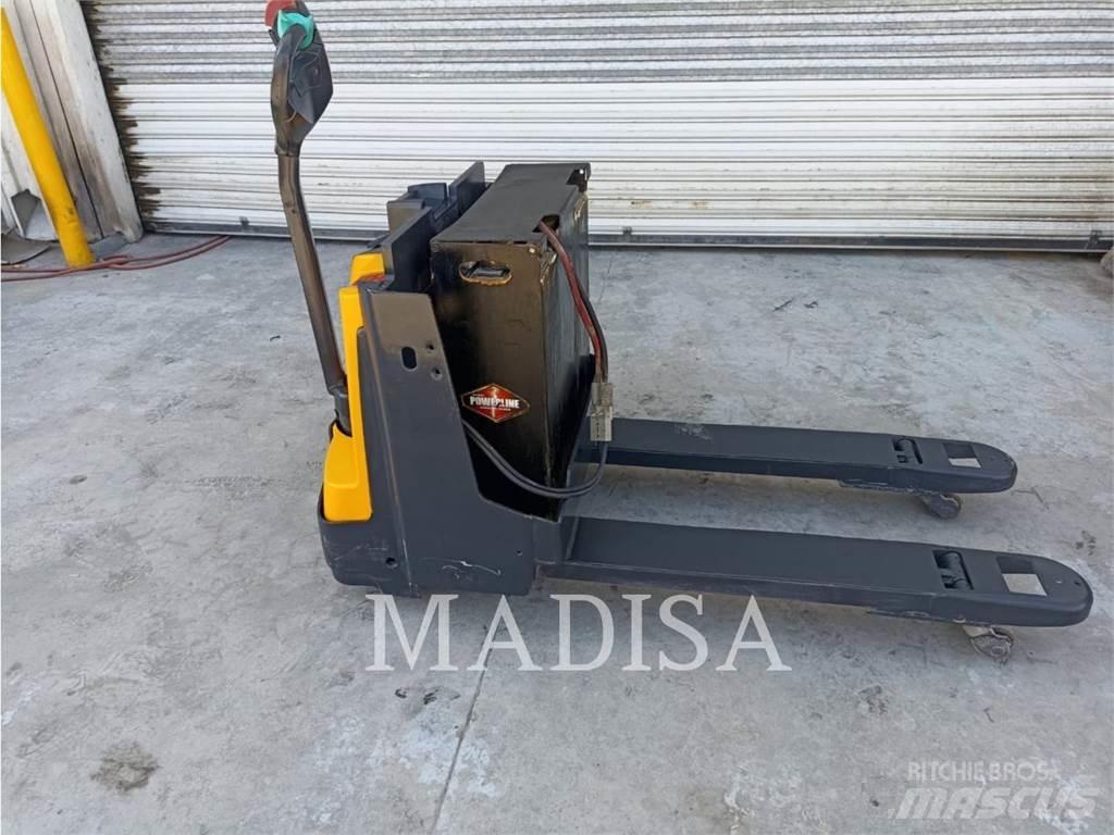 CAT LIFT TRUCKS EJE120E شاحنات ذات رافعات شوكية - أخرى