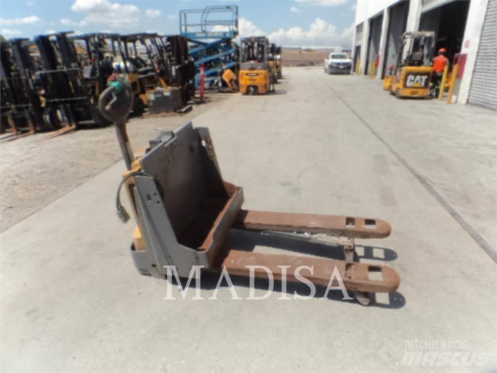 CAT LIFT TRUCKS EJE120E شاحنات ذات رافعات شوكية - أخرى