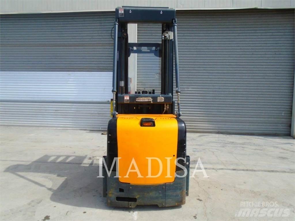 CAT LIFT TRUCKS EKS308 شاحنات ذات رافعات شوكية - أخرى