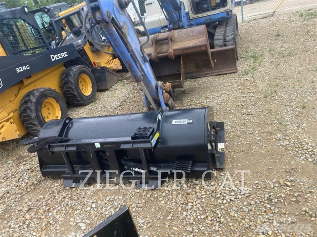 CAT LT118 الكاسحات وقلابات التربة ذات المحركات