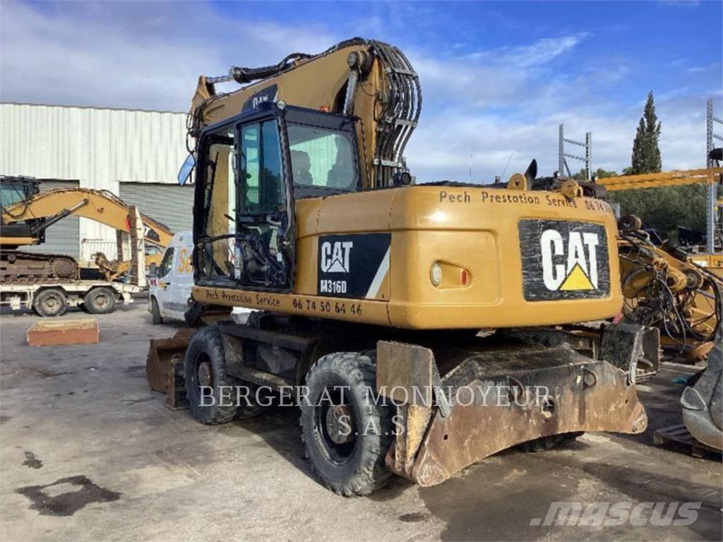 CAT M316D حفارات بعجل