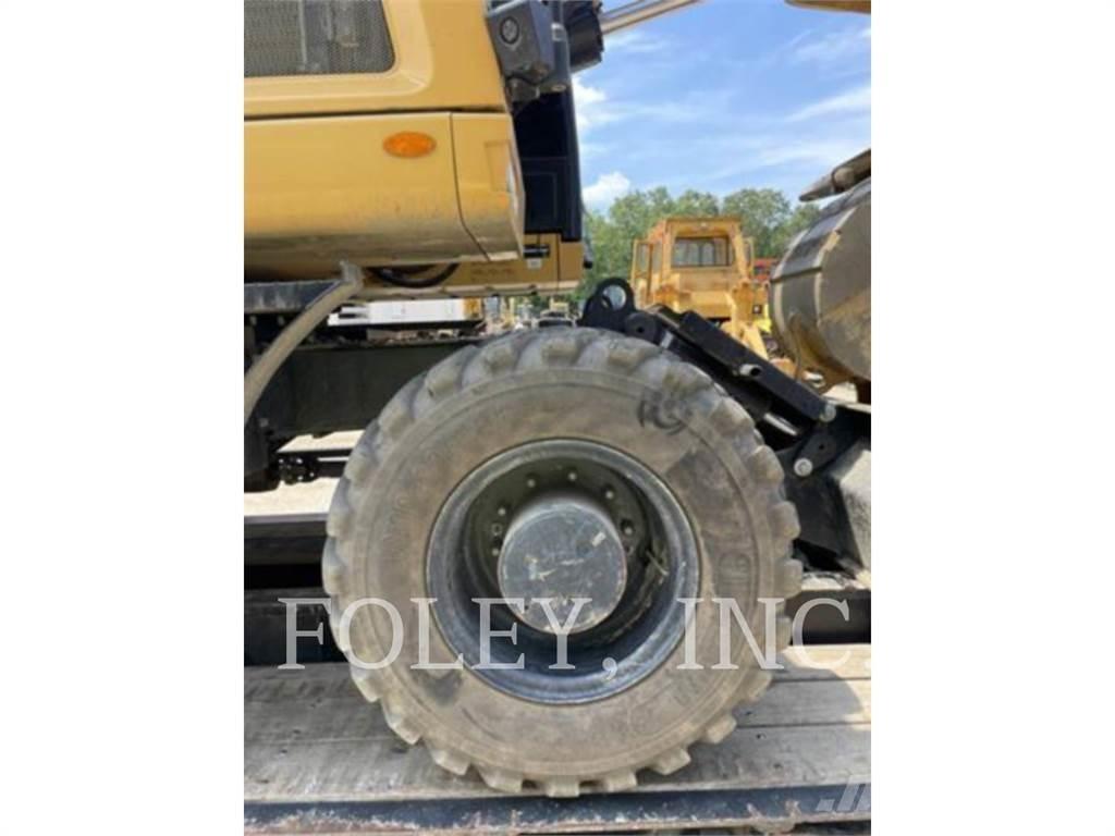 CAT M316F حفارات بعجل